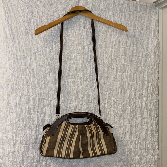 Fossil Modern Vintage: Cloth & Faux Leather Purse, Removable Strap - Picture 2 of 13